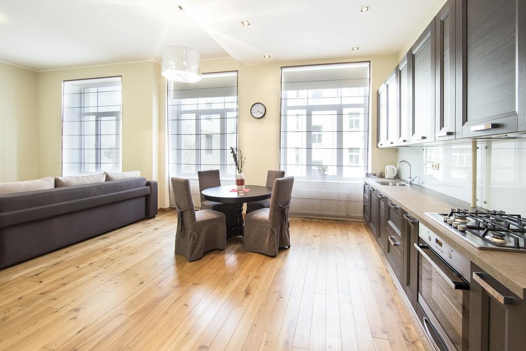 Riga Lux Apartments - Ernesta, Free Parking מראה חיצוני תמונה
